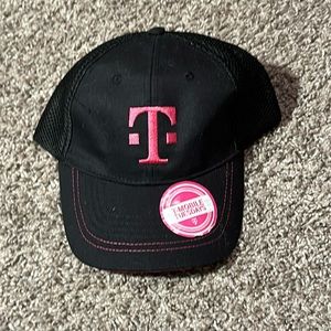 *** BASEBALL CAP *** T-MOBILE TUESDAYS HAT Black Pink Magent.../ H-46